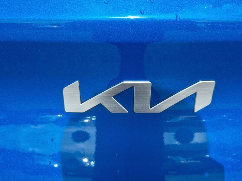 More views of Kia Stonic