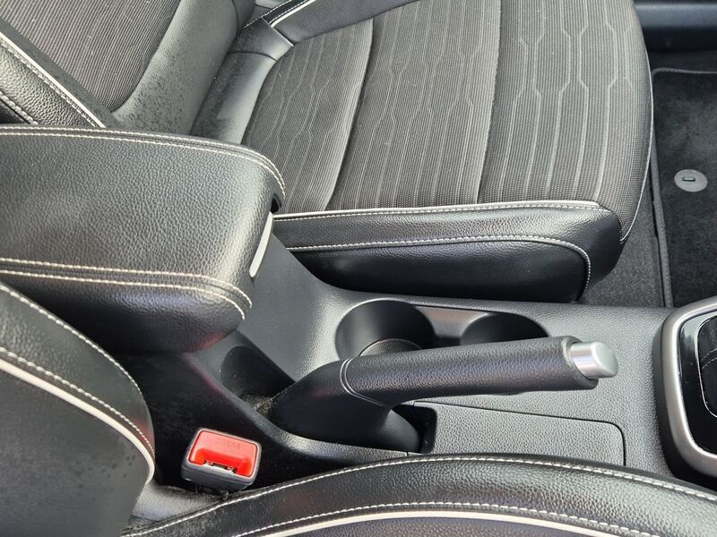 More views of Kia Stonic