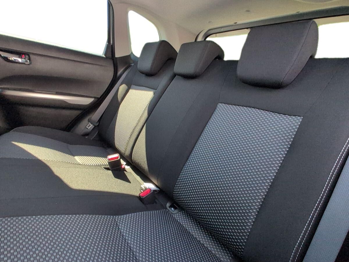 More views of Suzuki Vitara