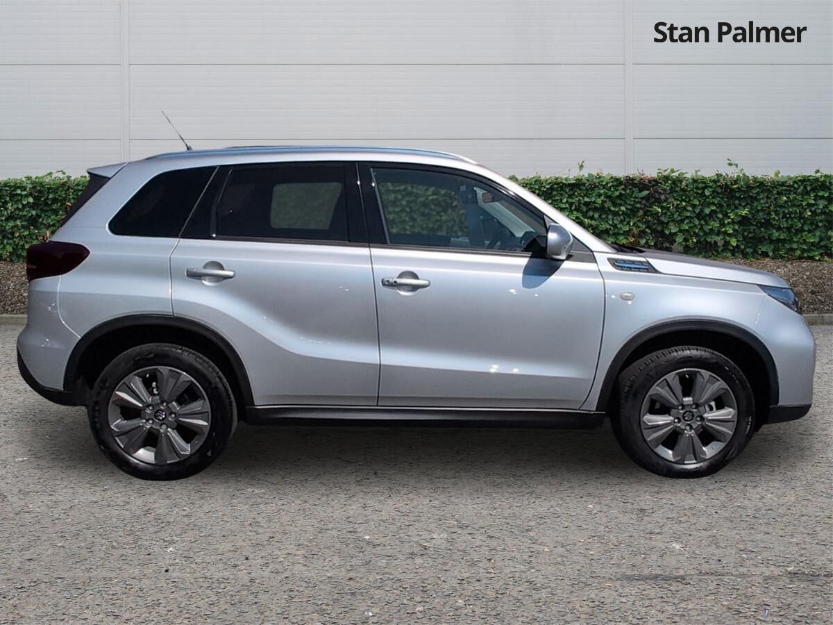 More views of Suzuki Vitara