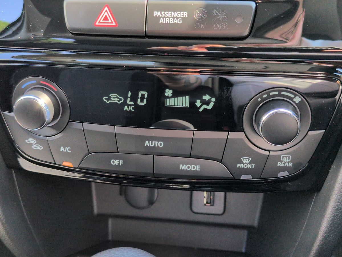 More views of Suzuki Vitara