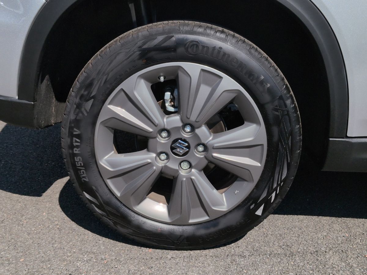 More views of Suzuki Vitara