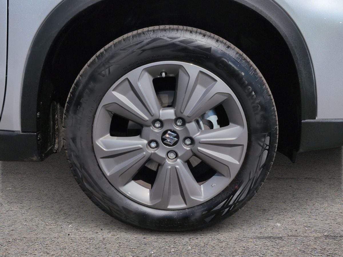 More views of Suzuki Vitara