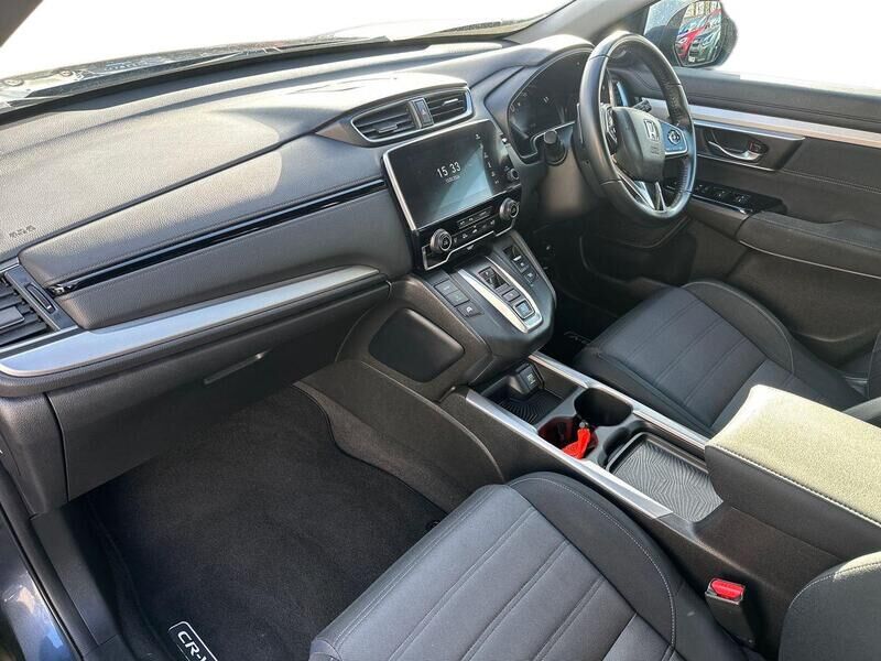 More views of Honda CR-V