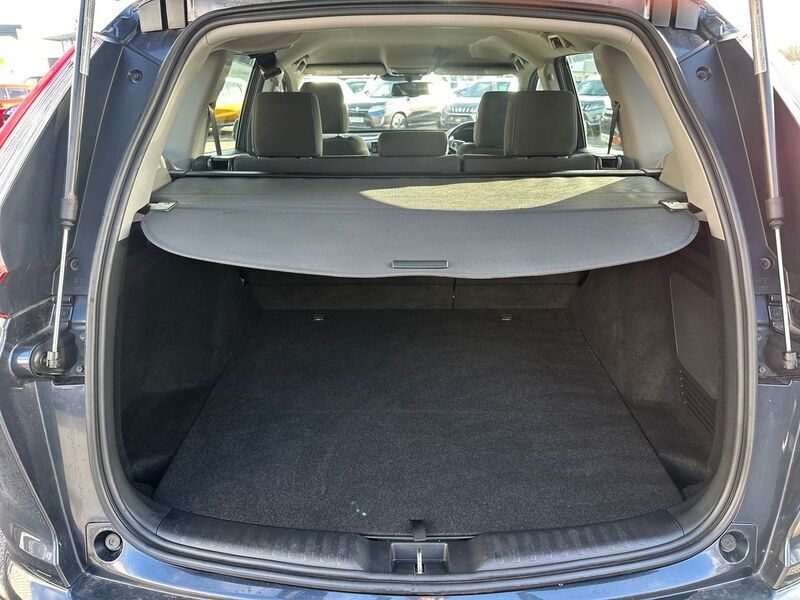 More views of Honda CR-V