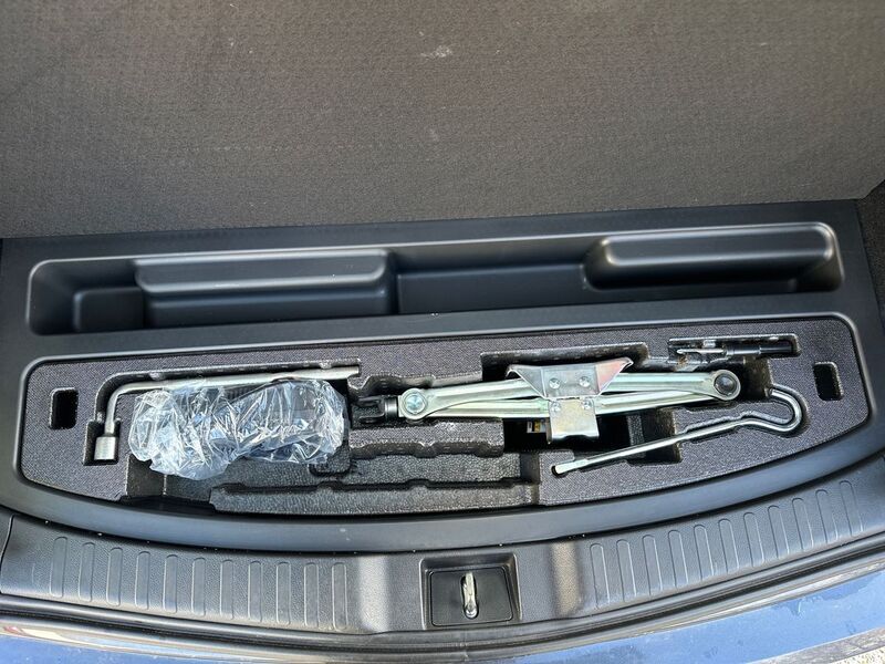 More views of Honda CR-V