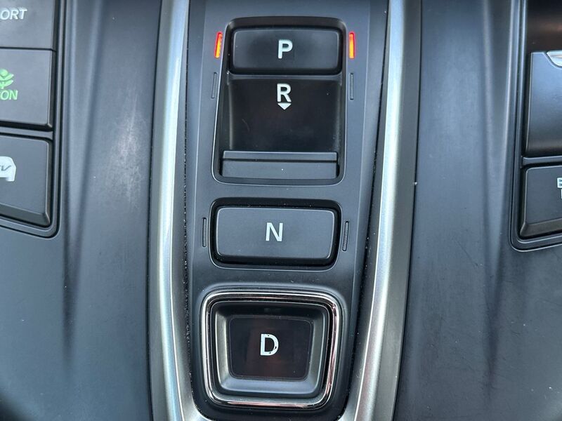 More views of Honda CR-V