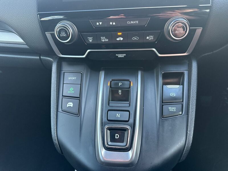 More views of Honda CR-V
