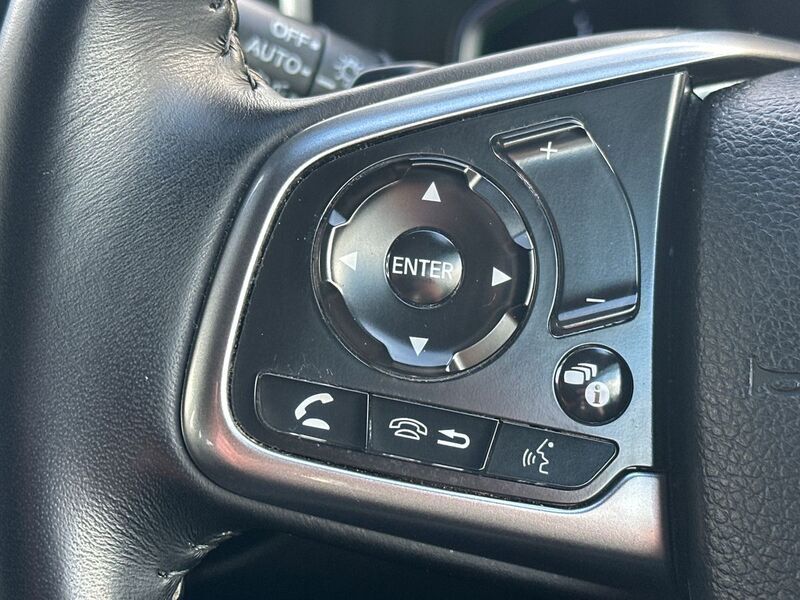 More views of Honda CR-V