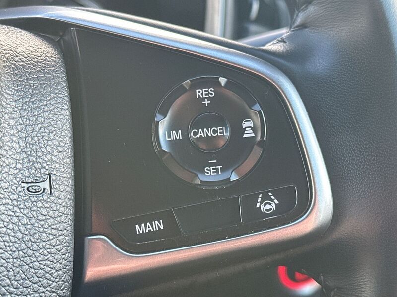 More views of Honda CR-V