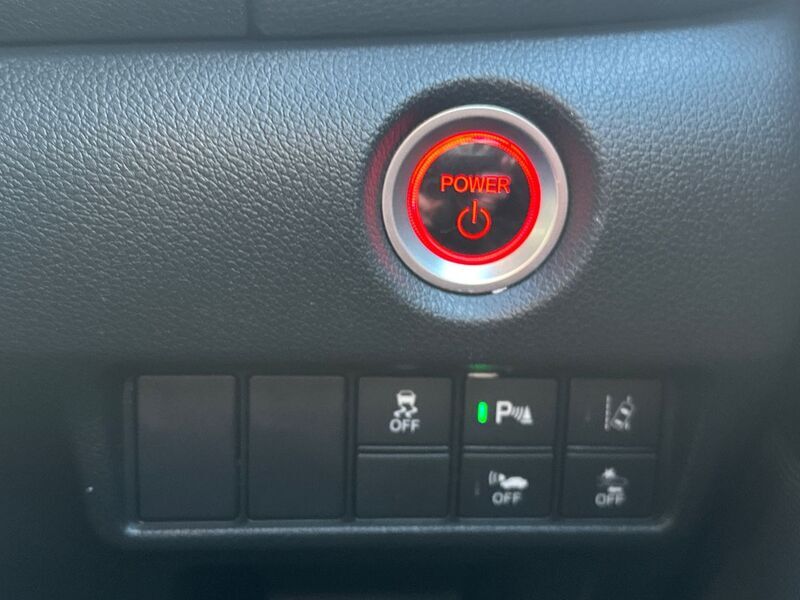 More views of Honda CR-V