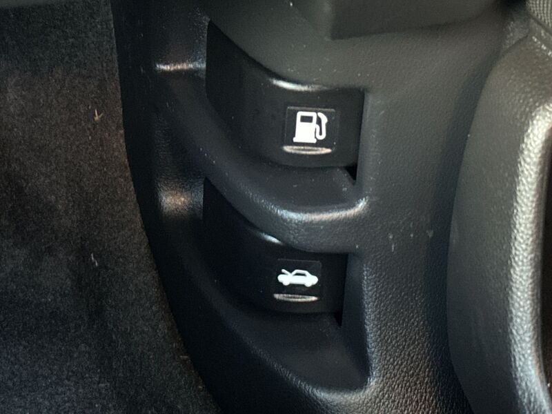 More views of Honda CR-V