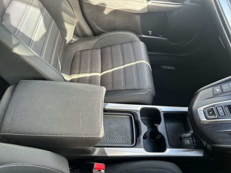 More views of Honda CR-V