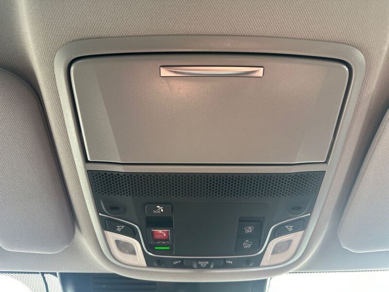 More views of Honda CR-V