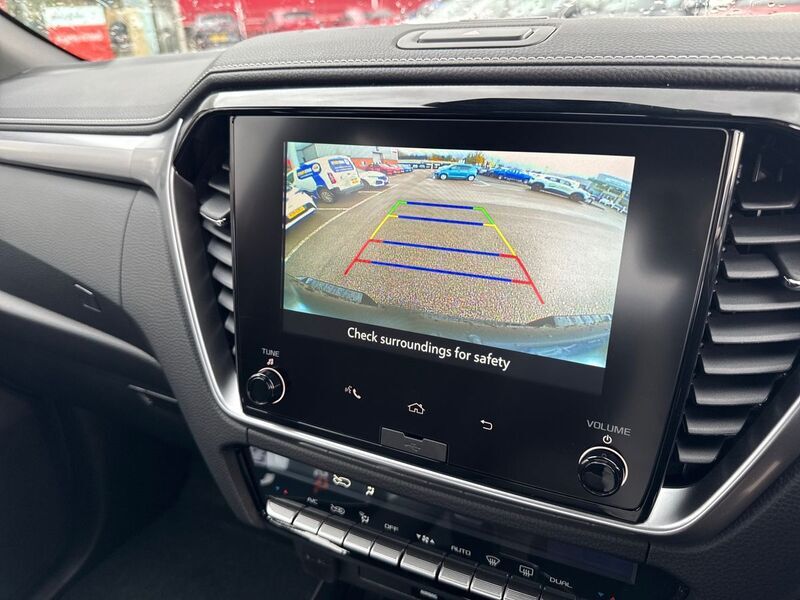 More views of Isuzu D-Max