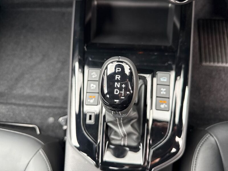 More views of Isuzu D-Max