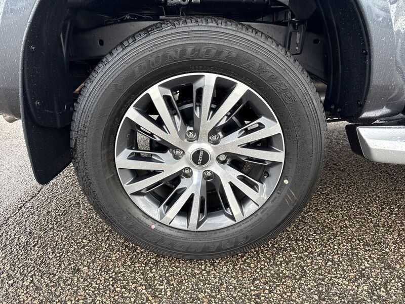 More views of Isuzu D-Max