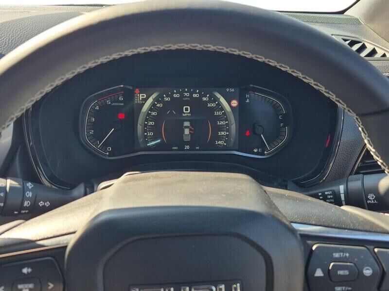 More views of Isuzu D-Max