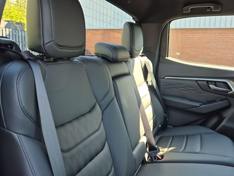 More views of Isuzu D-Max