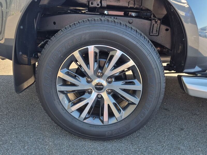 More views of Isuzu D-Max