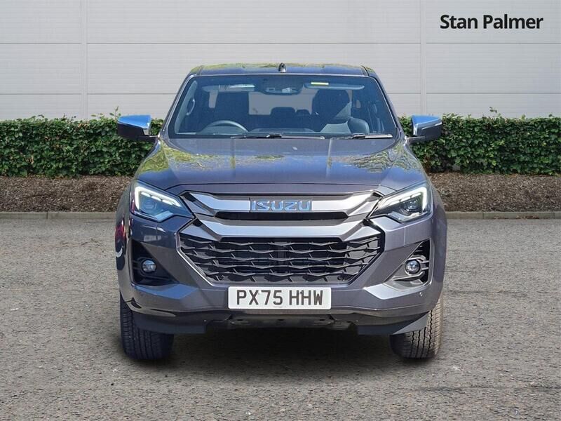 More views of Isuzu D-Max