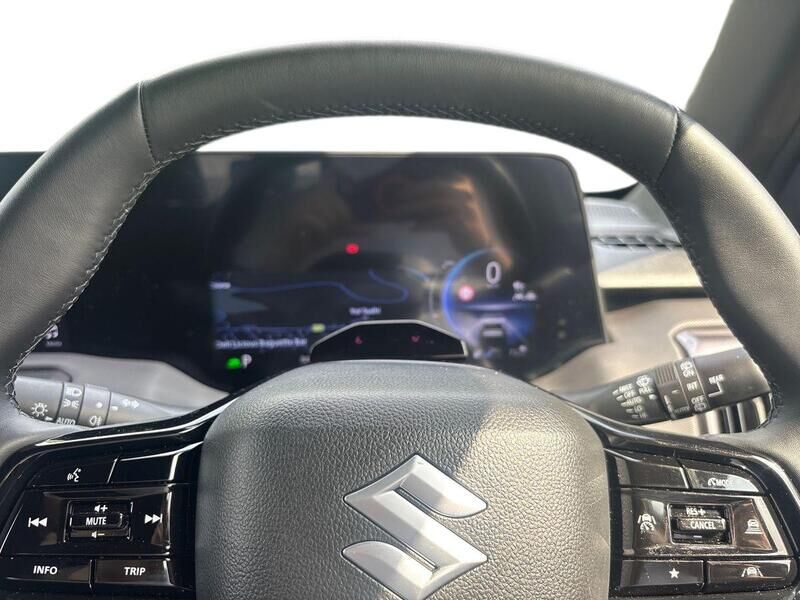 More views of Suzuki e Vitara