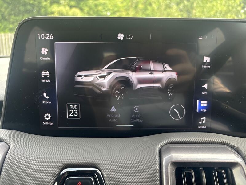More views of Suzuki e Vitara