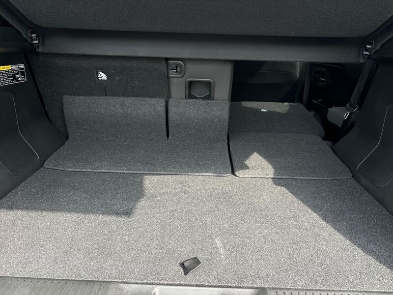 More views of Suzuki e Vitara