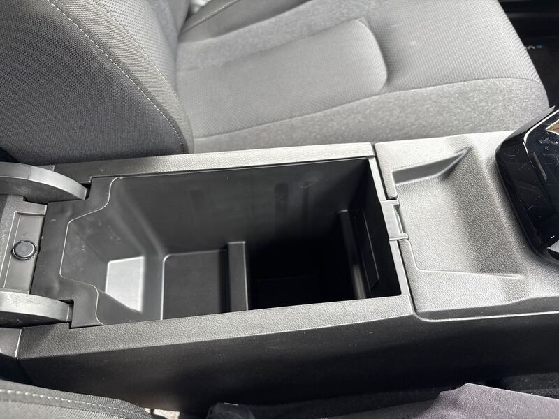 More views of Suzuki e Vitara