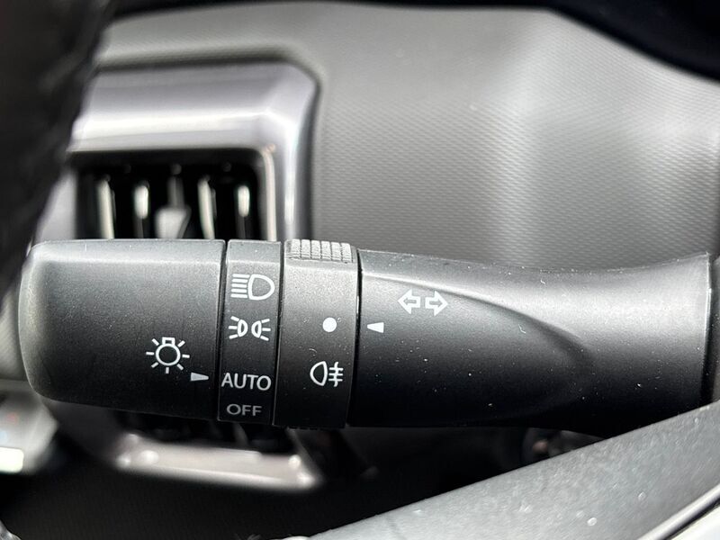 More views of Suzuki e Vitara