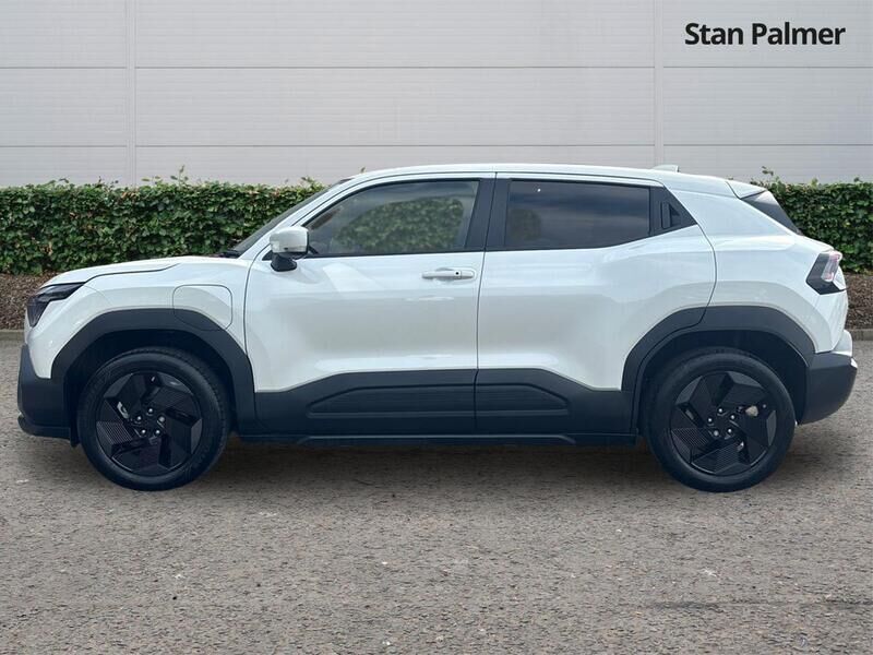 More views of Suzuki e Vitara
