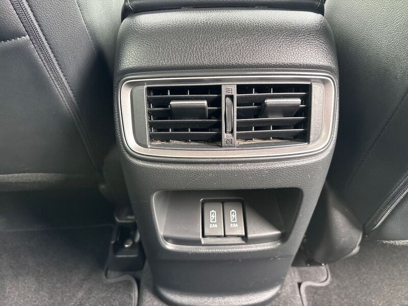 More views of Honda CR-V