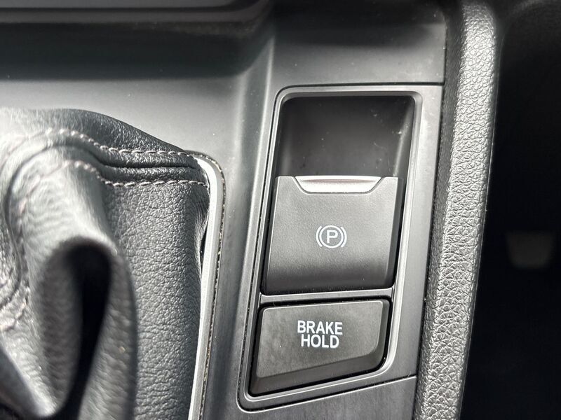 More views of Honda CR-V