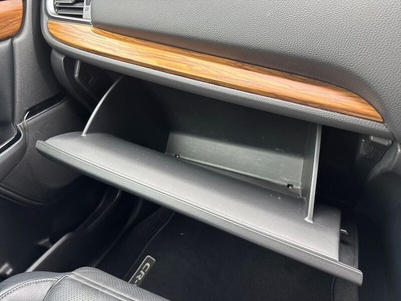 More views of Honda CR-V