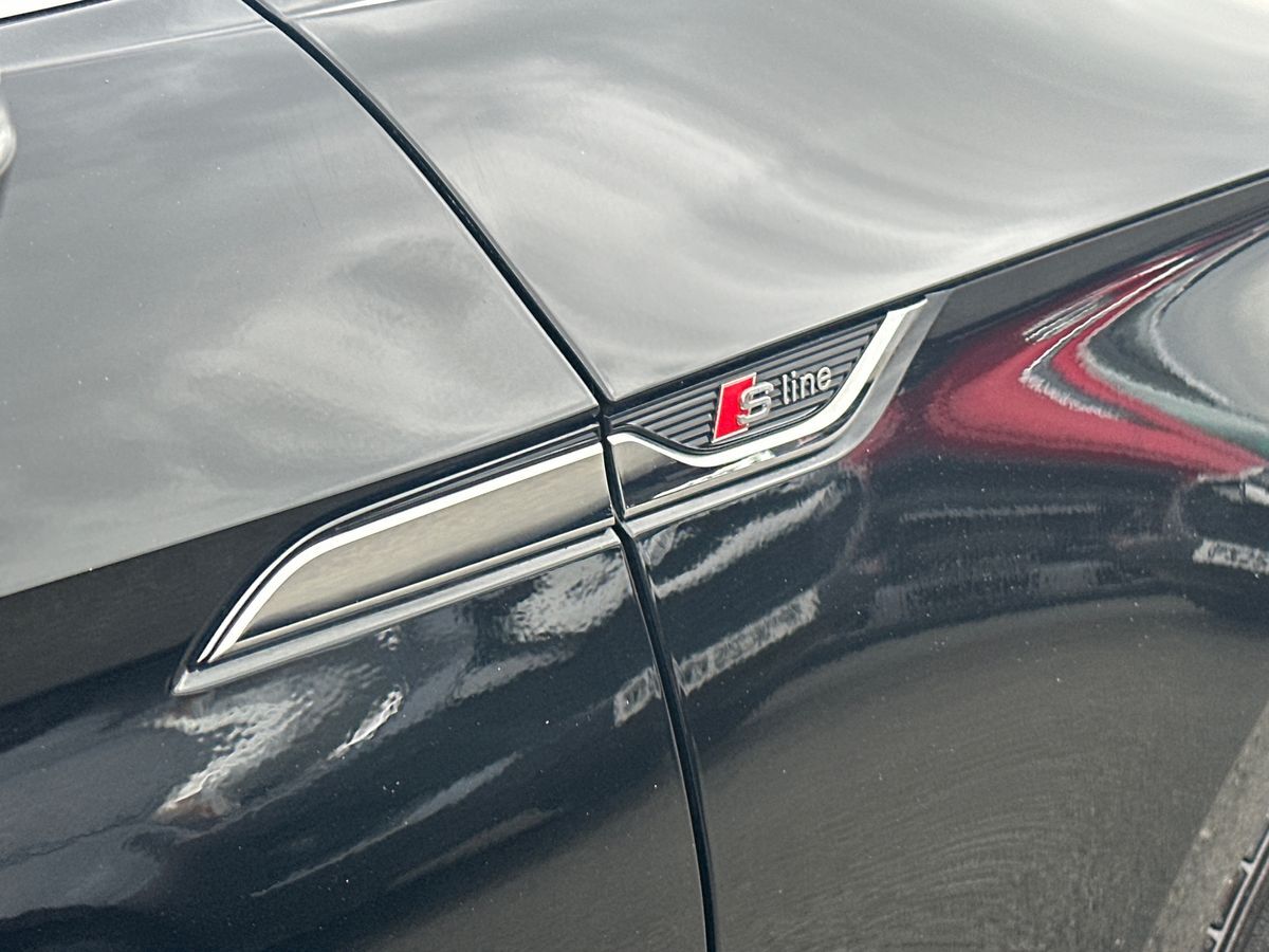 More views of Audi A5 Cabriolet