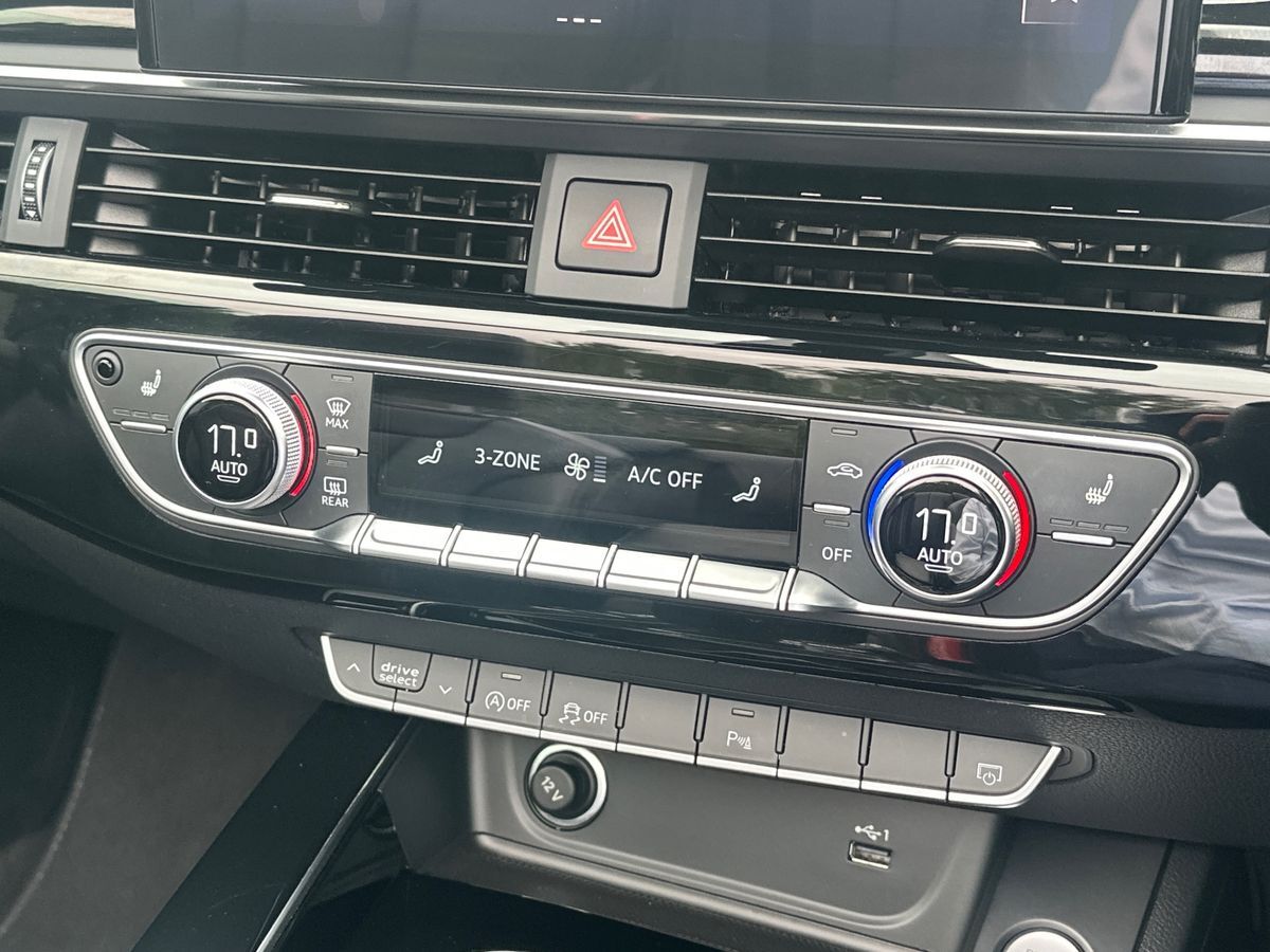 More views of Audi A5 Cabriolet