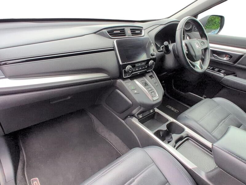 More views of Honda CR-V