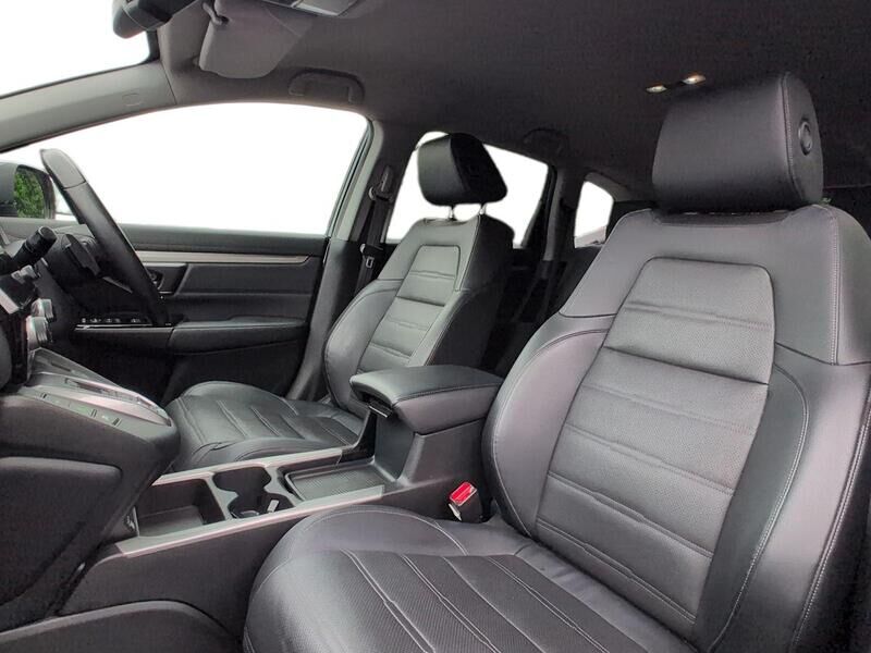 More views of Honda CR-V