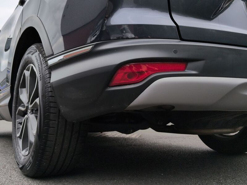 More views of Honda CR-V