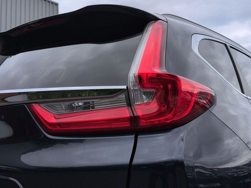 More views of Honda CR-V