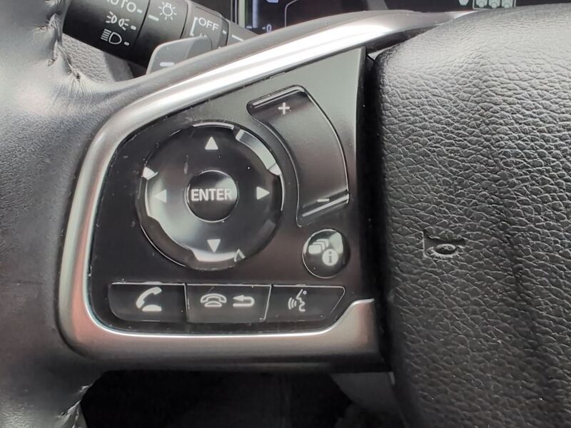 More views of Honda CR-V