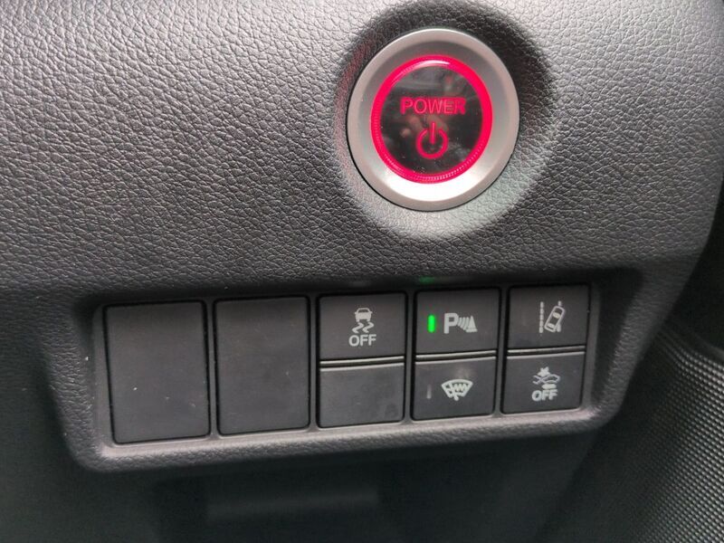 More views of Honda CR-V