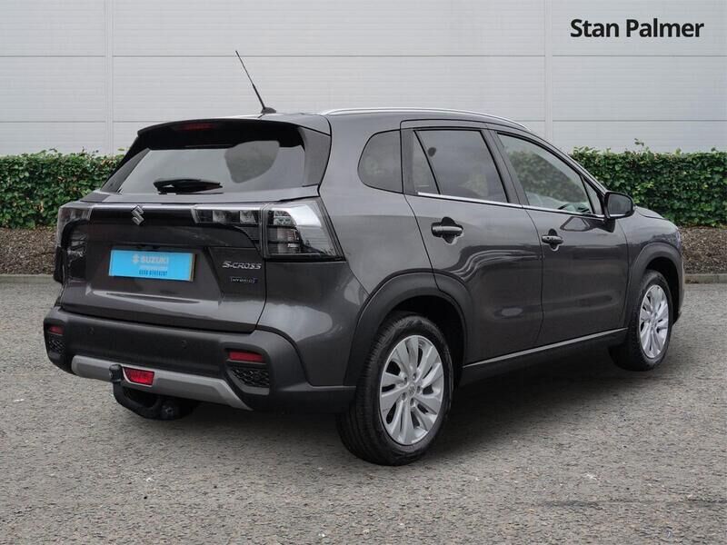 More views of Suzuki S-Cross