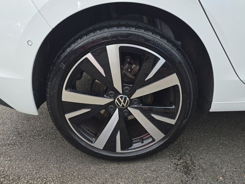 More views of Volkswagen Golf