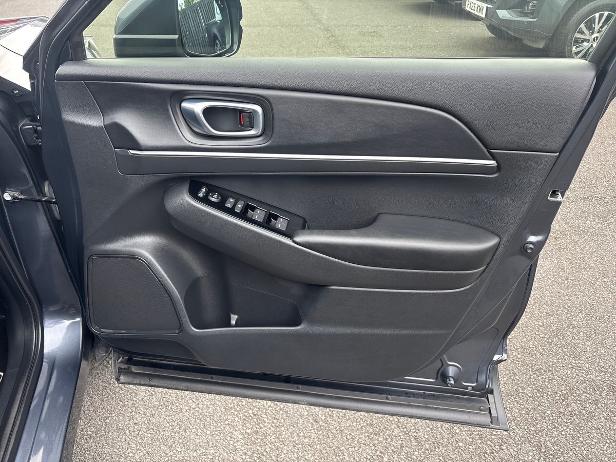 More views of Honda HR-V
