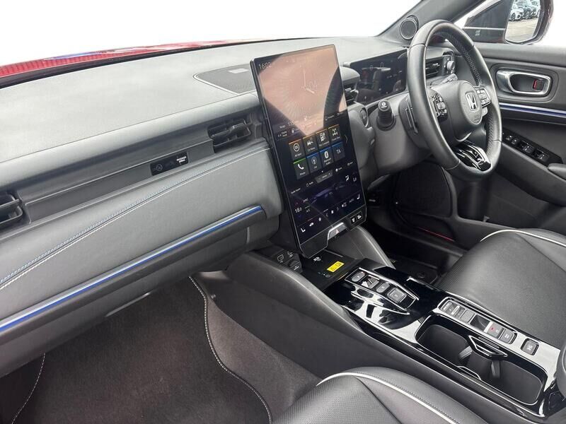 More views of Honda e:Ny1
