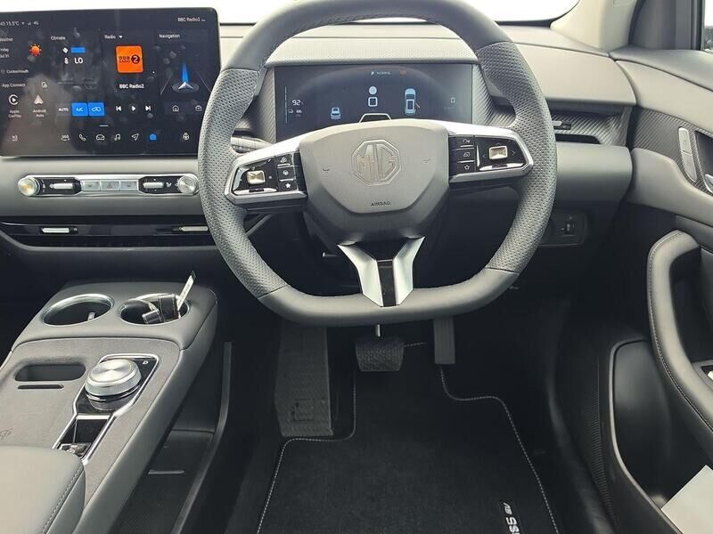 More views of MG S5