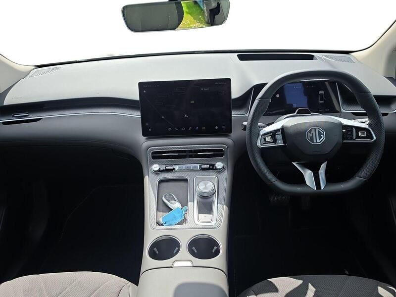 More views of MG S6