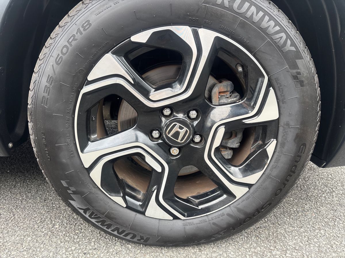 More views of Honda CR-V