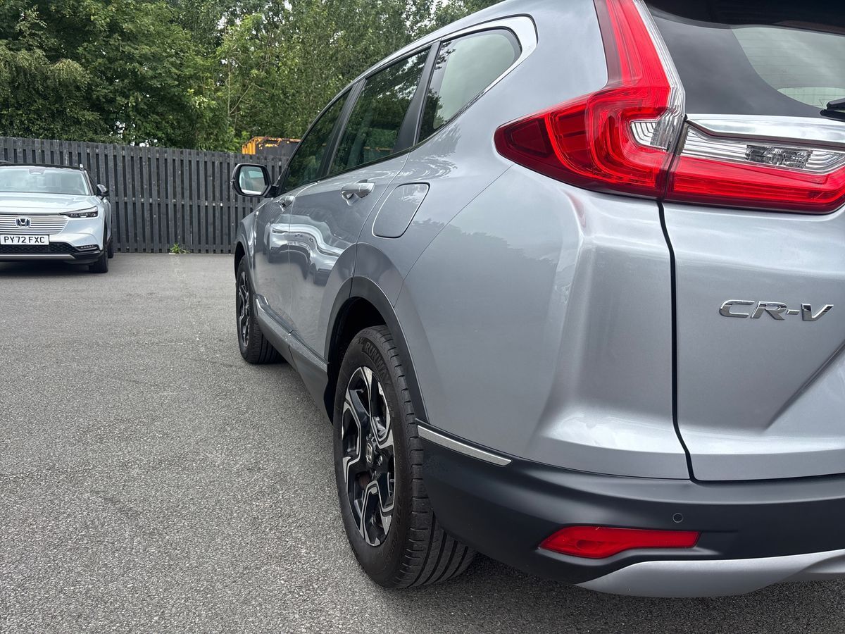 More views of Honda CR-V